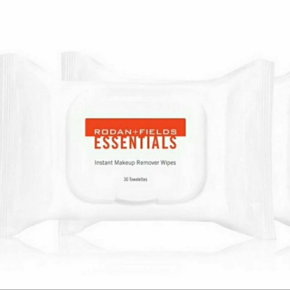 New Rodan and Fields Essentials Makeup Wipes